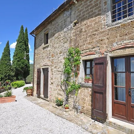 Sleeps 3 Apartment Cortona